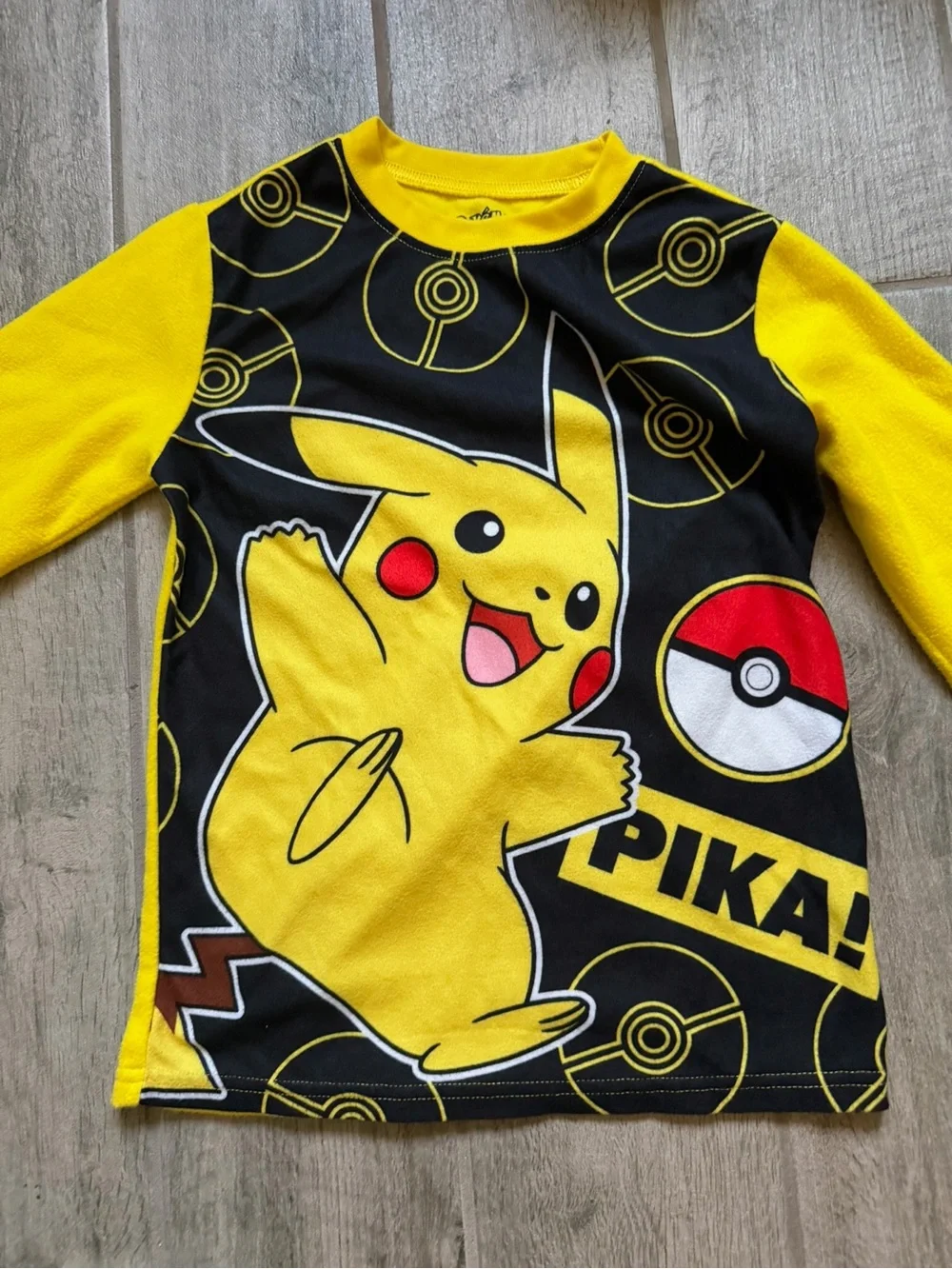 Boys Pikachu Yellow & Blue Kids Fleece Pajama Sets Size 8